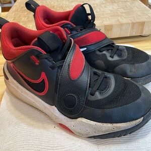 Nike Kids Black and Red Sneakers